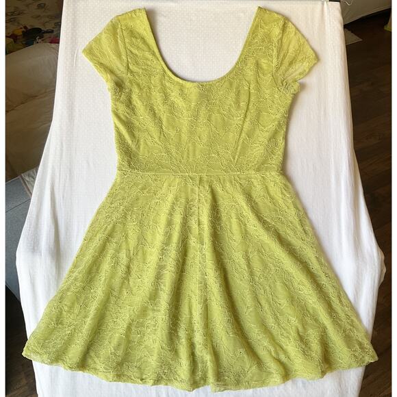 Divided By H&M Women Mini Dress US 10 Green Floral Fit & Flare Lace Short Sleeve - Picture 9 of 10